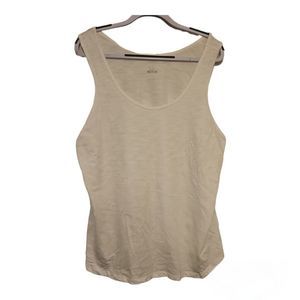 Kim gravel Belle Beach 2x white tank top spring ready great condition worn once